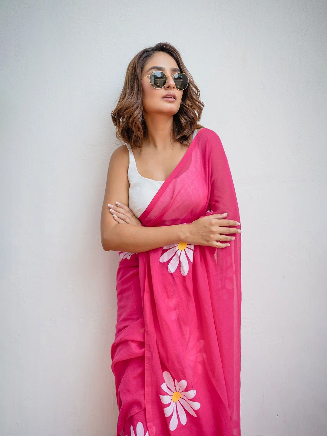 Linen Digital Flower Print Saree
