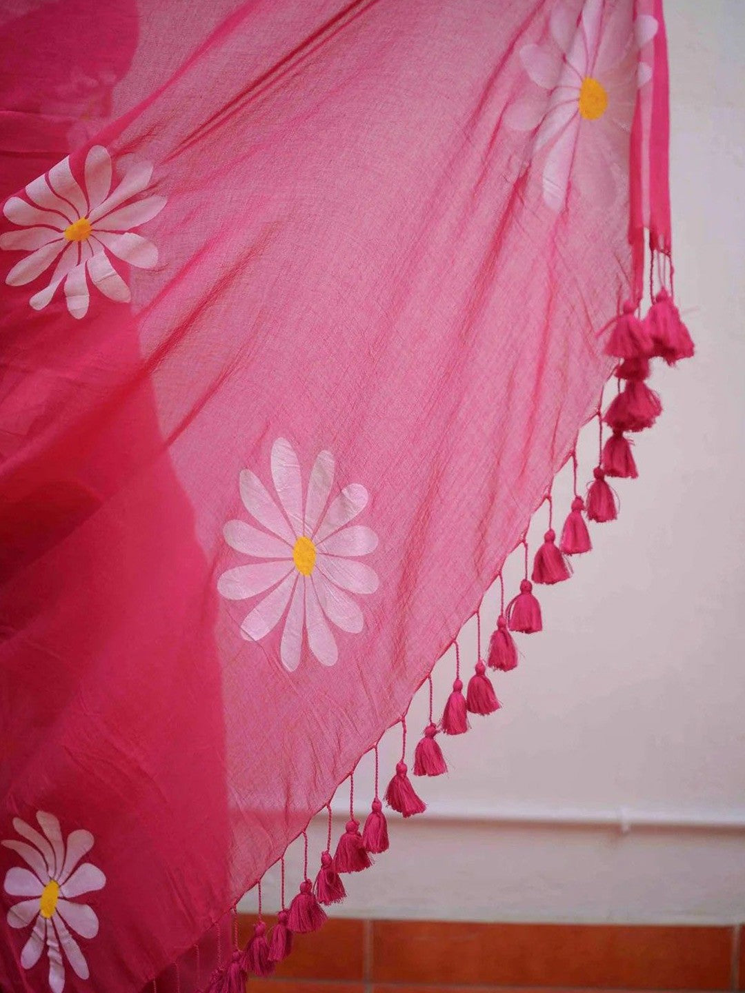 Linen Digital Flower Print Saree