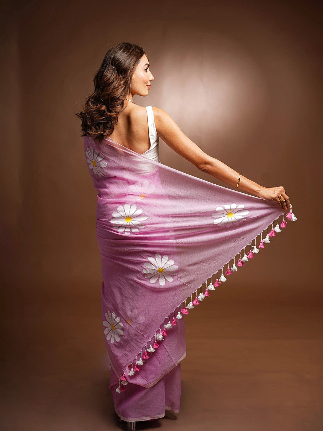 Linen Digital Flower Print Saree
